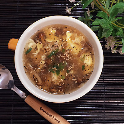 なめこと豆腐のみそ汁