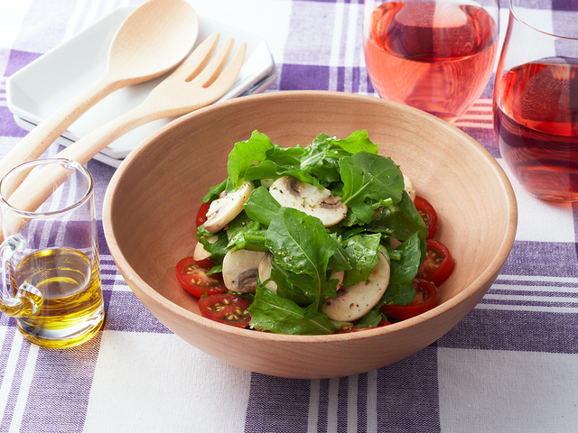 マッシュルームとルッコラのサラダOlive Oil Life オリーブオイルライフ