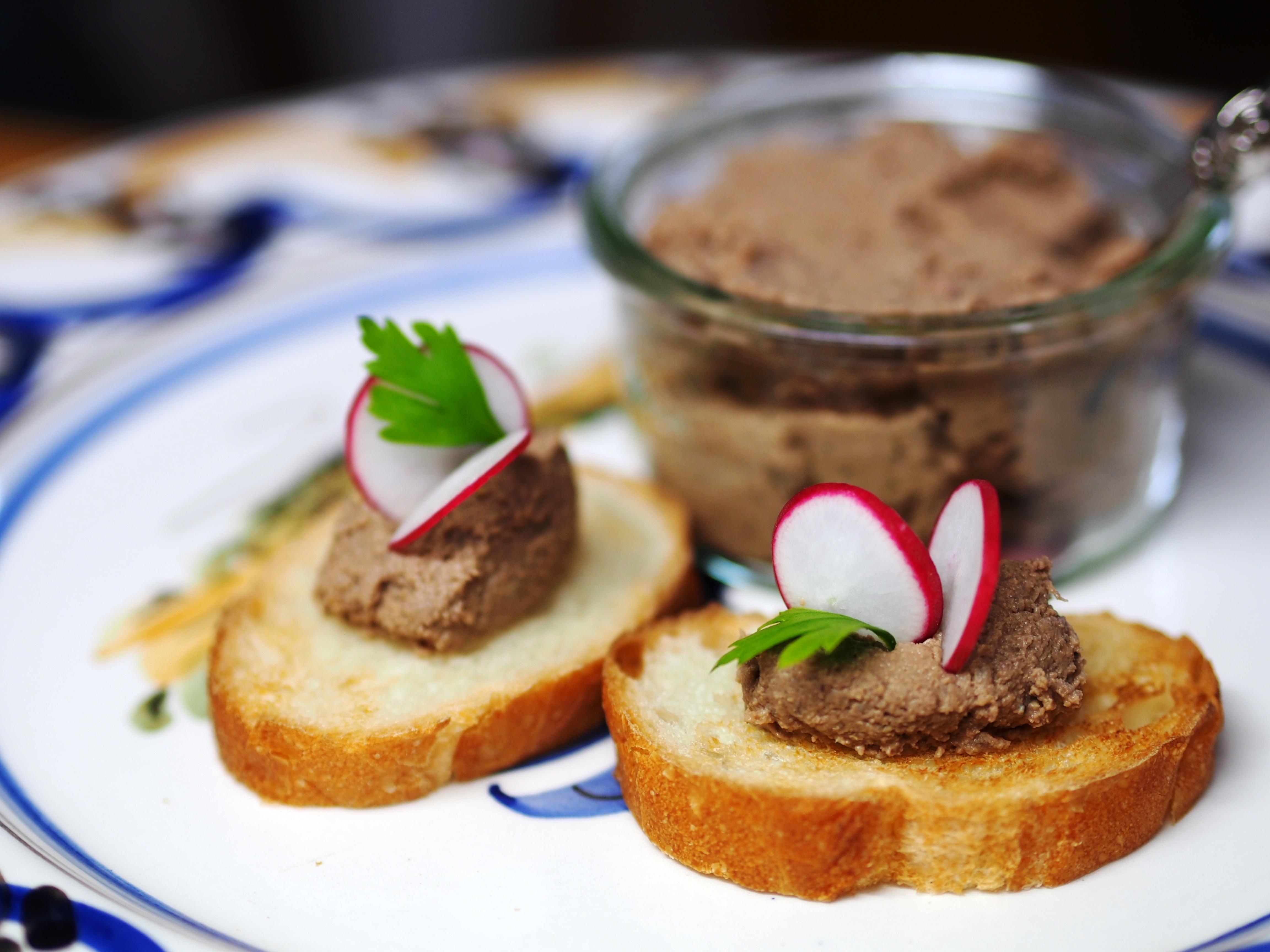 信太康代先生のKOINUフライパンレシピ レバーペースト仔犬印 KOINU の調理道具本間製作所