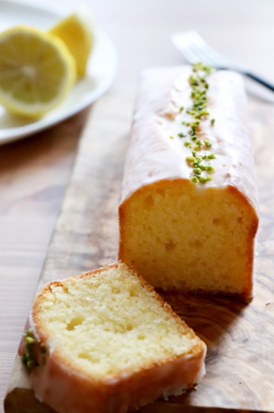 ホットケーキミックスで♡ふんわり軽いレモンケーキ