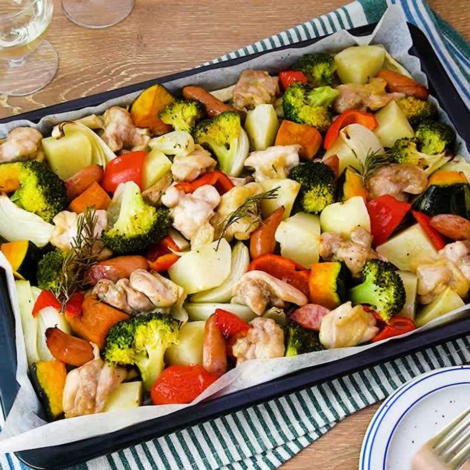 夏野菜のアンチョビチーズ焼き