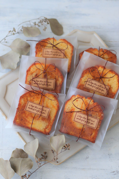 パウンドケーキ ラッピング」のアイデア 11 件パウンドケーキ, ケーキの包装, パンの包装