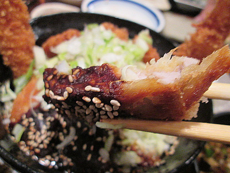 海老どて食堂でしゃちほこ丼を食う愉快なおっさん』by 愉快なおっさん : 海老どて食堂 - 名古屋 居酒屋食べログ