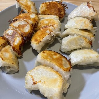 餃子 篭蔵カゴゾウ- 吉祥寺 餃子食べログ