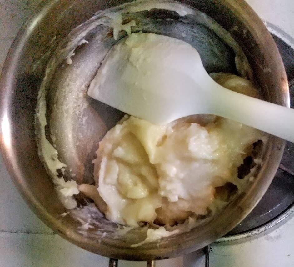 ミルクわらびもち