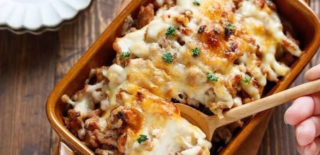 厚揚げとじゃがいもの味噌マヨグラタン