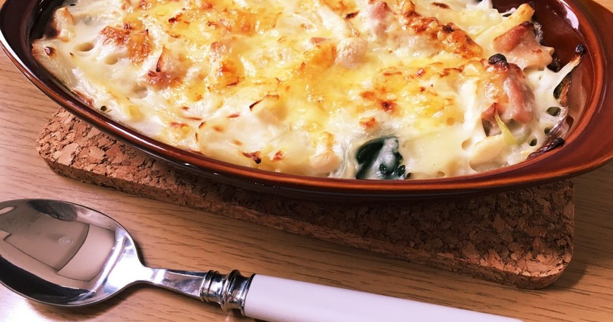 ダッチオーブンで作るマカロニグラタン