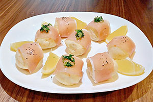 さくっと簡単料理♯497 ポテトサラダの生ハム巻き