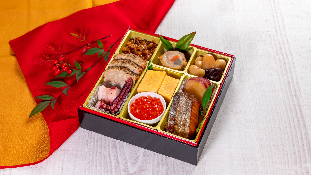 おせち料理の盛り付け方 基本のお重の詰め方やおしゃれなワンプレートの魅せ方