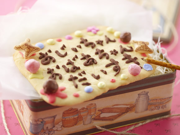 カラフル！クラフト・クッキーケーキ