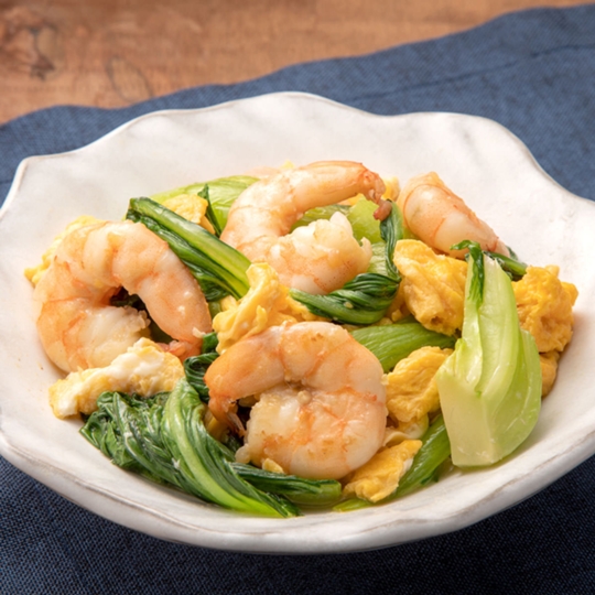 ピリッと美味しい！ えびとチンゲン菜のピリ辛卵炒め