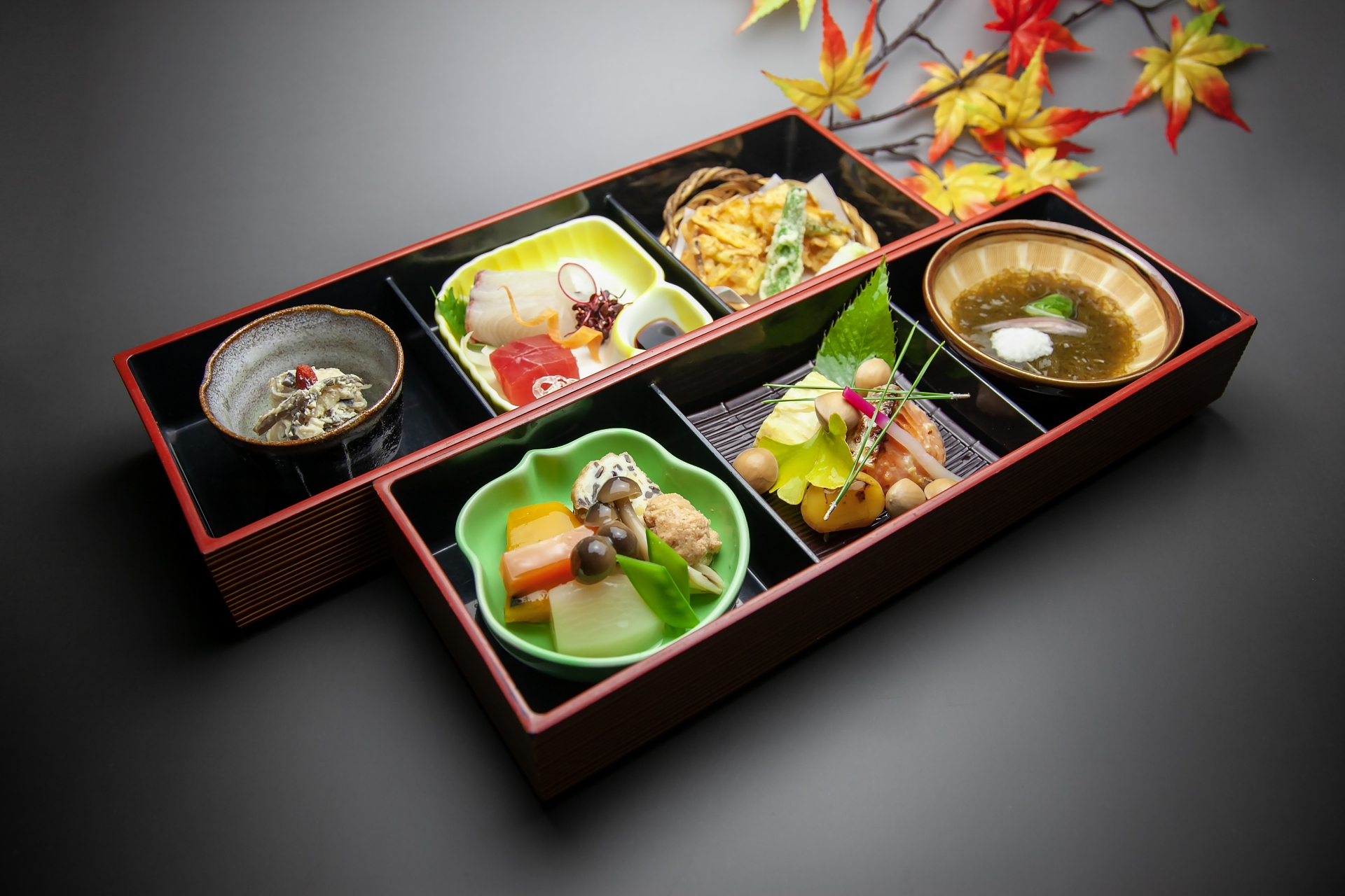 世界の料理が食卓に!冷凍食品の枠を超えていく『ロイヤルデリ』PARIS mag パリマグ