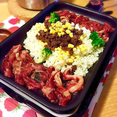 肉たっぷりガーリックペッパーライス