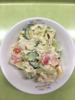 保育園給食 超便利な豆苗を使ったサラダ!豆苗とツナのサラダ