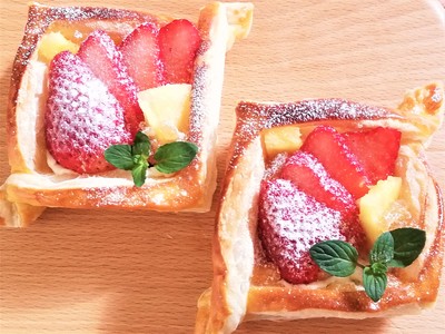 冷凍パイシートで簡単！いちごデニッシュ 成形方法toiro note 〜トイロノート〜 家族が笑顔になる、いつものごはんを彩るレシピサイト