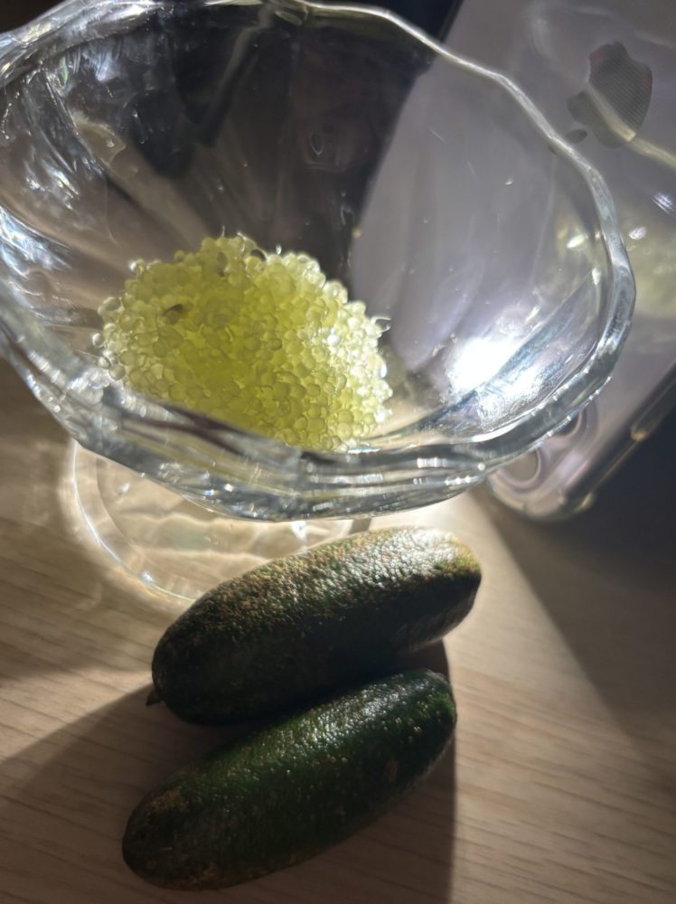 業務用 オーストラリア産 冷凍 フィンガーライムの果肉 90g 22.5g×4個Frozen finger lime pearls 冷凍便食材・調味料A TABLE! ～EPICERIE FINE～