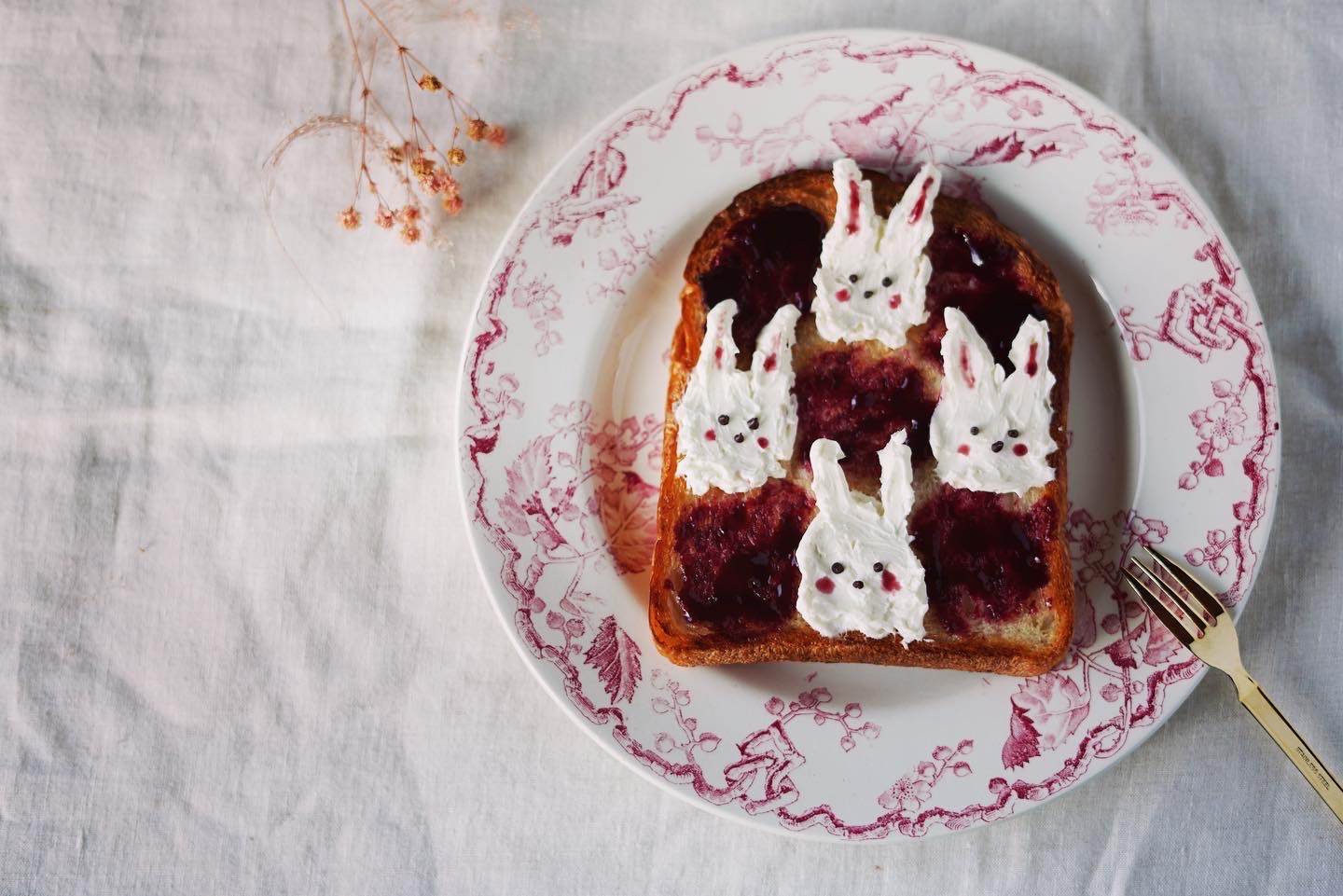 日本から世界へ。トーストアートに宿る、食の美と自由な世界観を開放する。 好きをかたちに itoshino:特集個人キヤノン