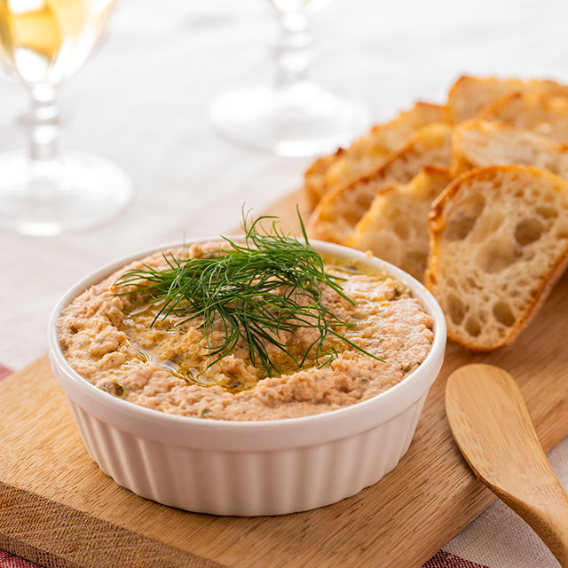 サーモンのリエット のレシピ・作り方ELLE gourmetエル・グルメ