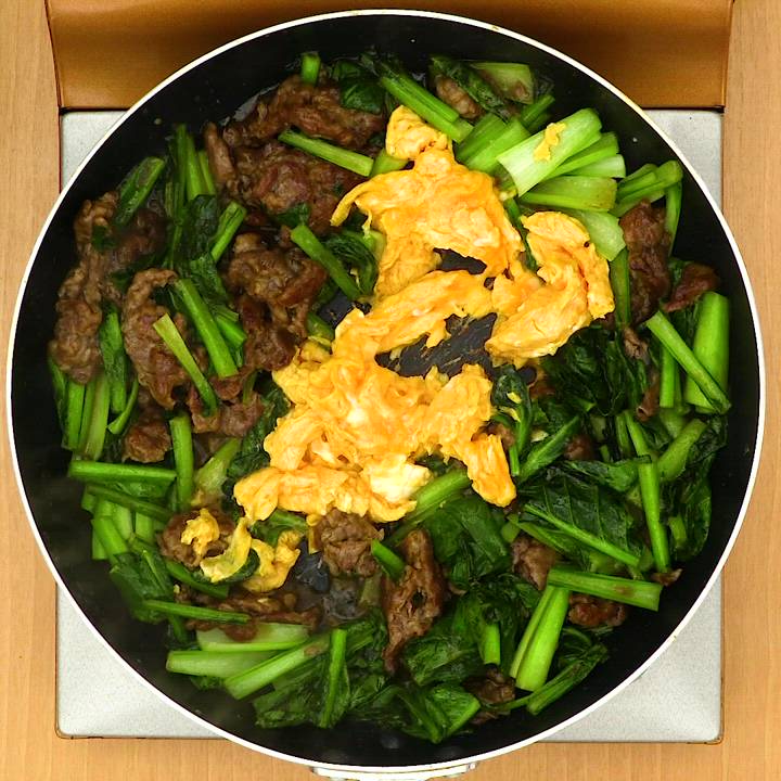 牛肉と小松菜のオイスターソース炒め