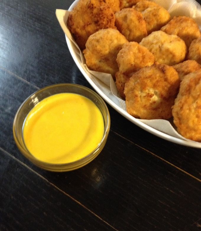 マックのあの味に激似！？ウワサの カルディ ハニーマスタード、本物と比較してみたヨムーノ