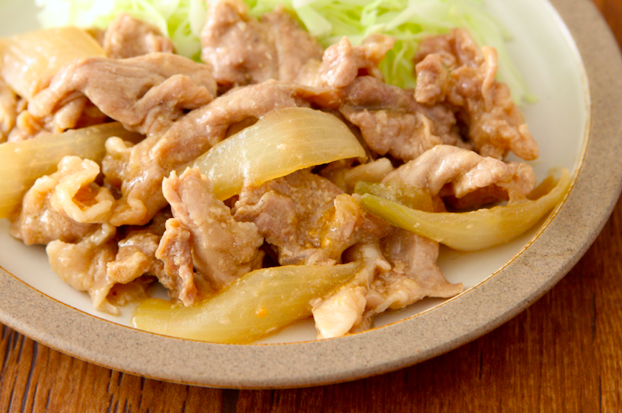 生姜焼きの味付けの新定番!みりんなしで作る絶品タレの黄金比食・料理オリーブオイルをひとまわし