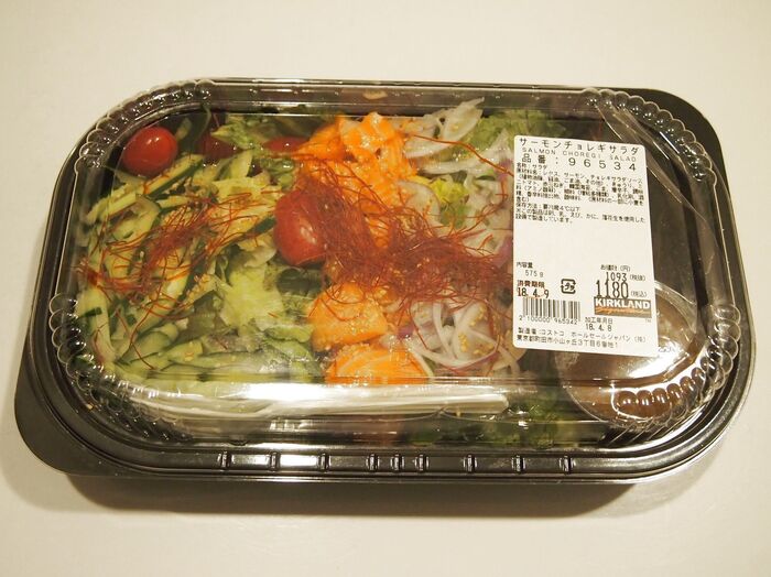 満足度高すぎた ！ コストコ ほかにはない豪華具材「シュリンプ＆サーモンチョレギサラダ」 - ECナビ