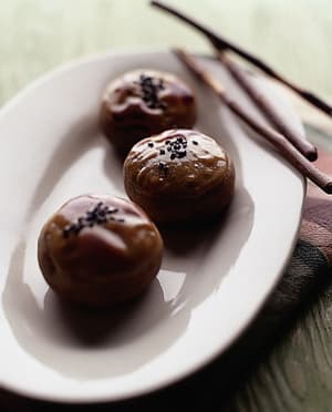 群馬の県民食「焼きまんじゅう」の歴史から名店の味・推しのアレンジメニューまでsotokoto online ソトコトオンライン