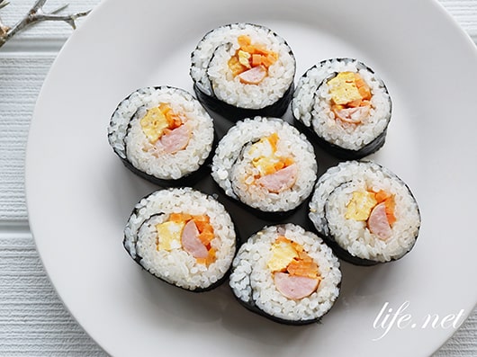 🥰本場韓国で最新のキンパ 作り方具がきっしりプレミアムキンパ レシピ詳しいキンパ巻き方紹介韓国は今!ワンランク上のブランドキンパが熱い!4種類のプレミアム味 レシピ恵方巻きにもどうぞ