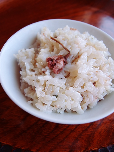 桜おこわのレシピ - 榎本美沙のレシピサイト「ふたりごはん」発酵食品、季節料理のレシピ