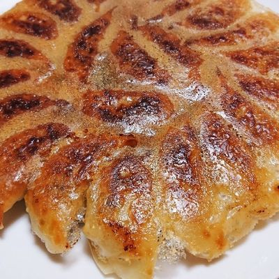 どっちが好み？羽根つき餃子の作り方♡