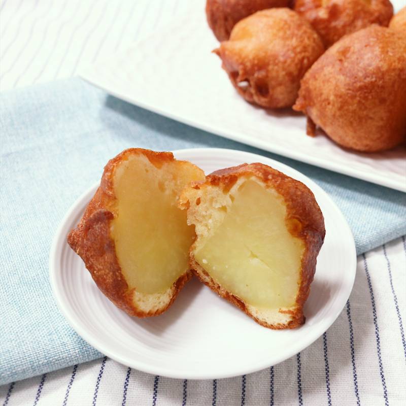 小さいじゃがいもは丸ごと素揚げで