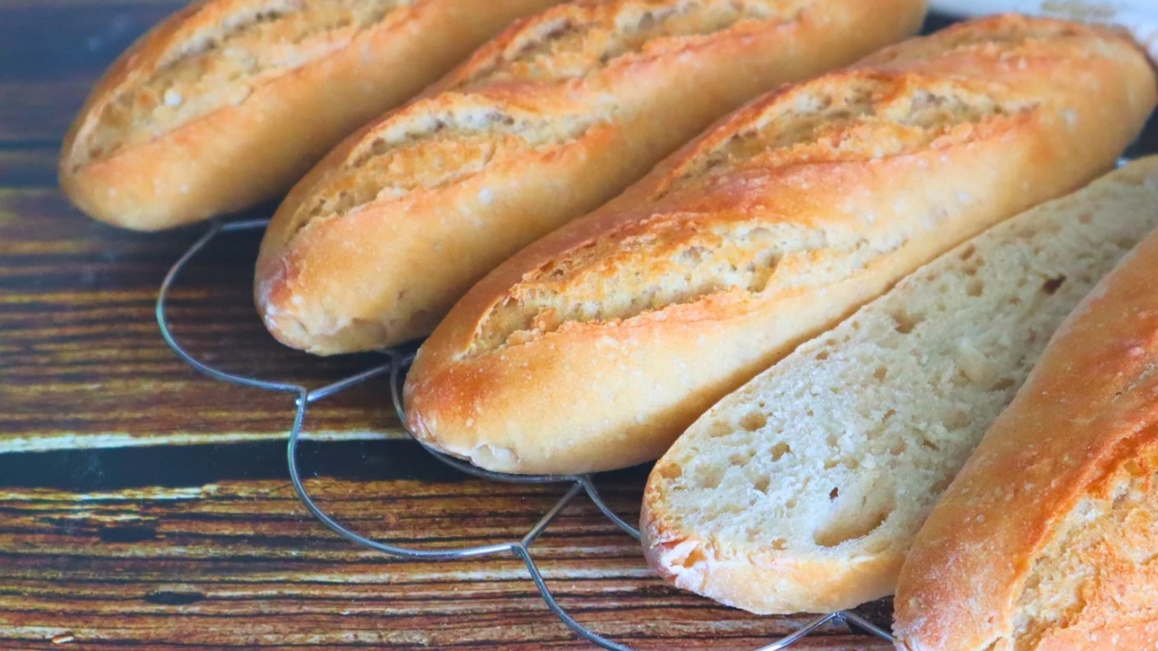 パン作りブロートヒェンドイツの白パン