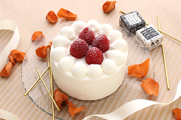 店頭受け取り 生クリームデコレーション 苺飾りパティスリーHAGUMI powered by BASE