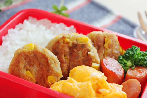 コーンを使ったレシピ35選お弁当のおかずや、じゃがいも・ツナ・卵と合わせた一品など簡単レシピ集HugKum はぐくむ