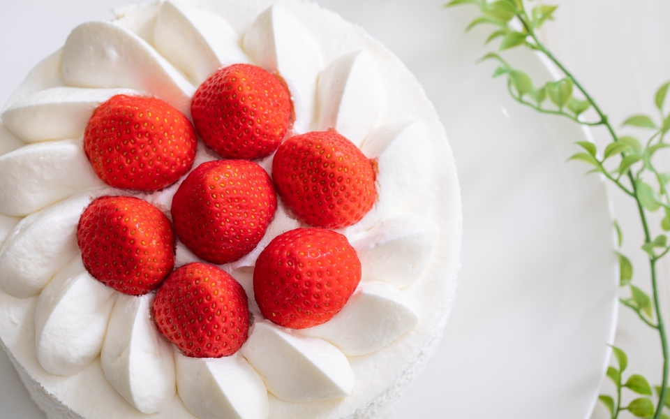 ケーキいちご並べ方