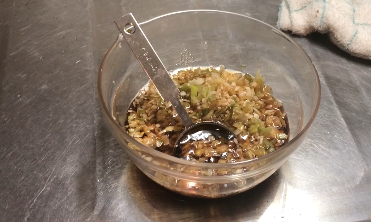 ピーマンだれの油淋鶏