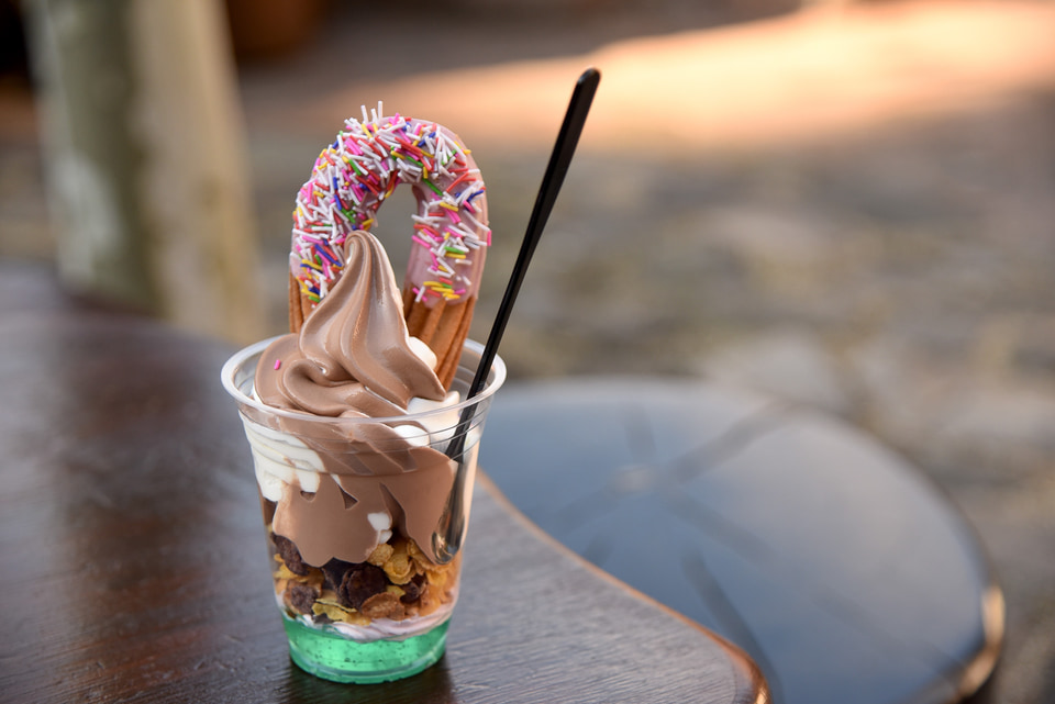 Vanellope's Sweet Pop World 🧁🍪 ディズニーパルパルーザ “ヴァネロペの スイーツポップワールド“ 🍬🍭新パレードの イッツアスウィーツフルタイム🧁🍰 新しいパレード、 とにかく衣装もフロートも可愛くて🥹🩷細かいところまでじっくりみたくなっちゃう🥰 パレードの