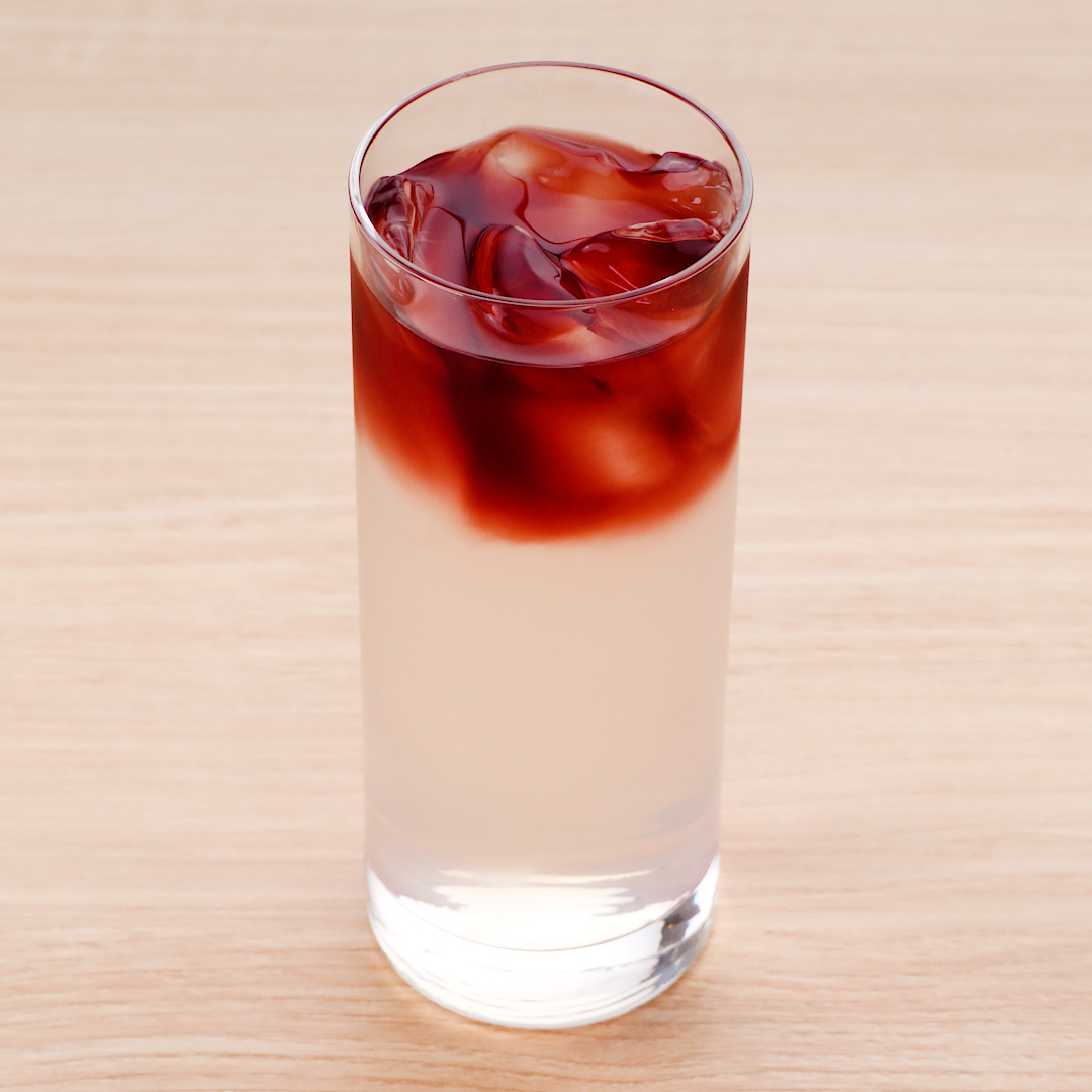 カクテルのキティ 意味と度数・赤ワインベースの作り方 - ムギオのお酒探訪