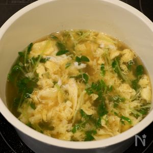 豆苗と卵のスープ