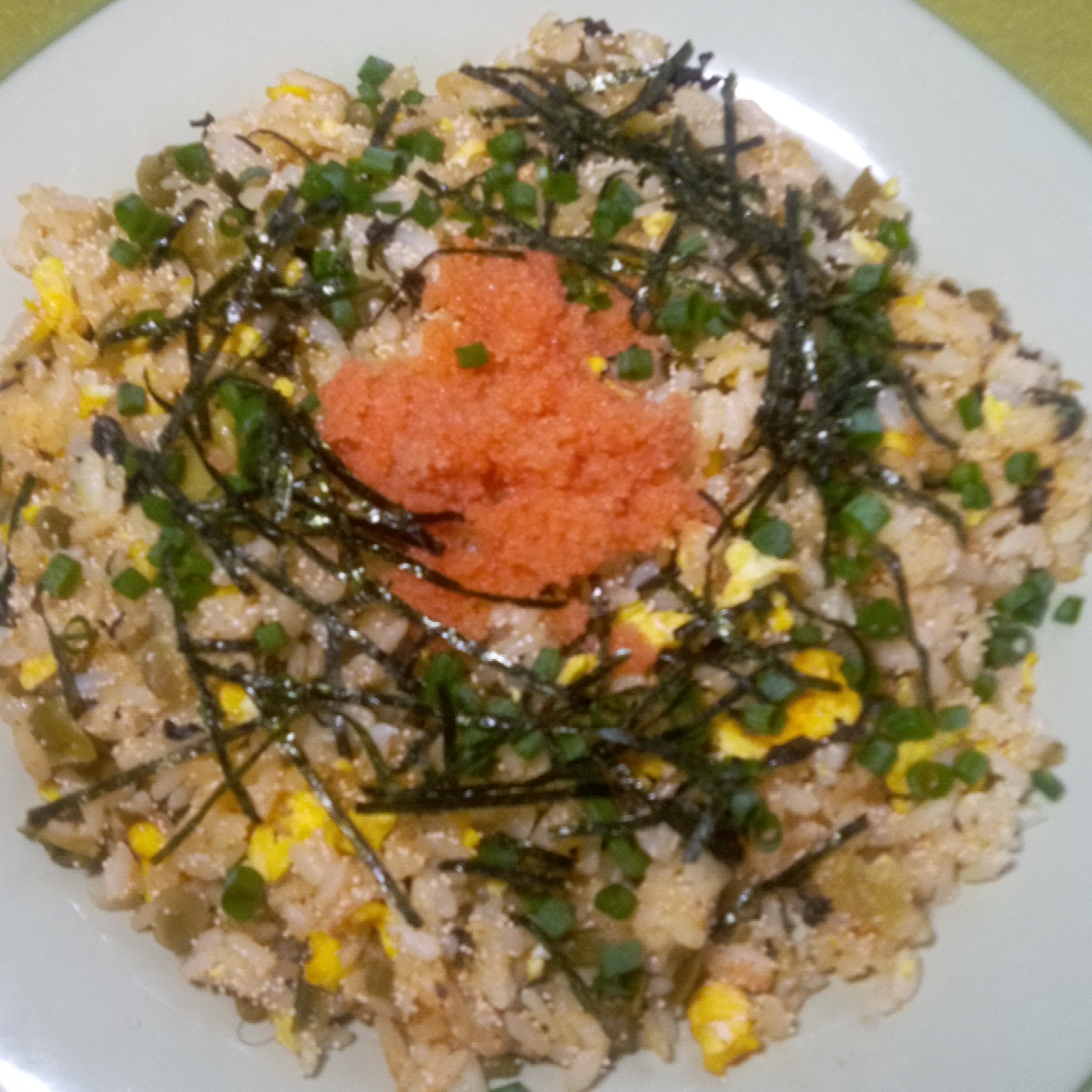 シンプルな材料で簡単♪ 明太子の高菜チャーハン