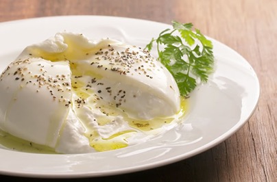 洋梨香る！ブラータチーズと生ハムのサラダ 簡単アレンジ♪