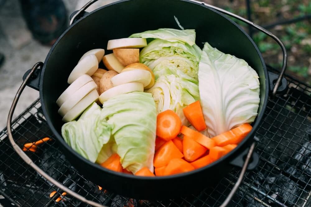 簡単・絶品キャンプ飯39選！楽しておいしい手抜きテクも紹介 保存版キャンプ・アウトドア情報メディアhinata