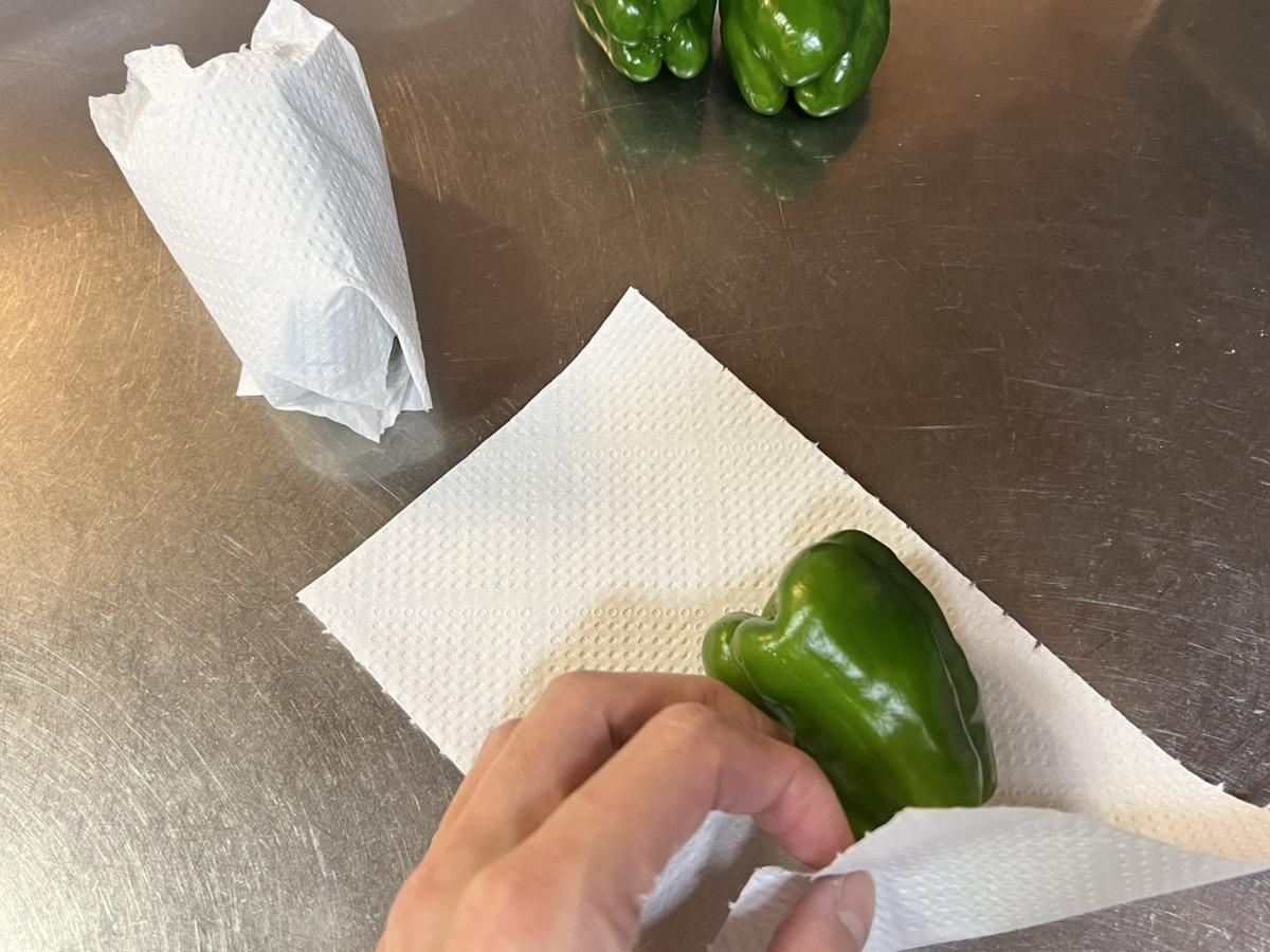 ピーマンを冷凍保存するにはどうしたら良い？3つの方法をご紹介ピエトロラジオ「いただきます！」を楽しくするwebマガジン