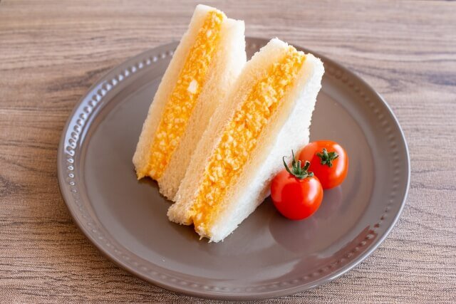 電子レンジで作れる「食パン」のスイーツレシピおすすめ5選♡超簡単！4MEEE