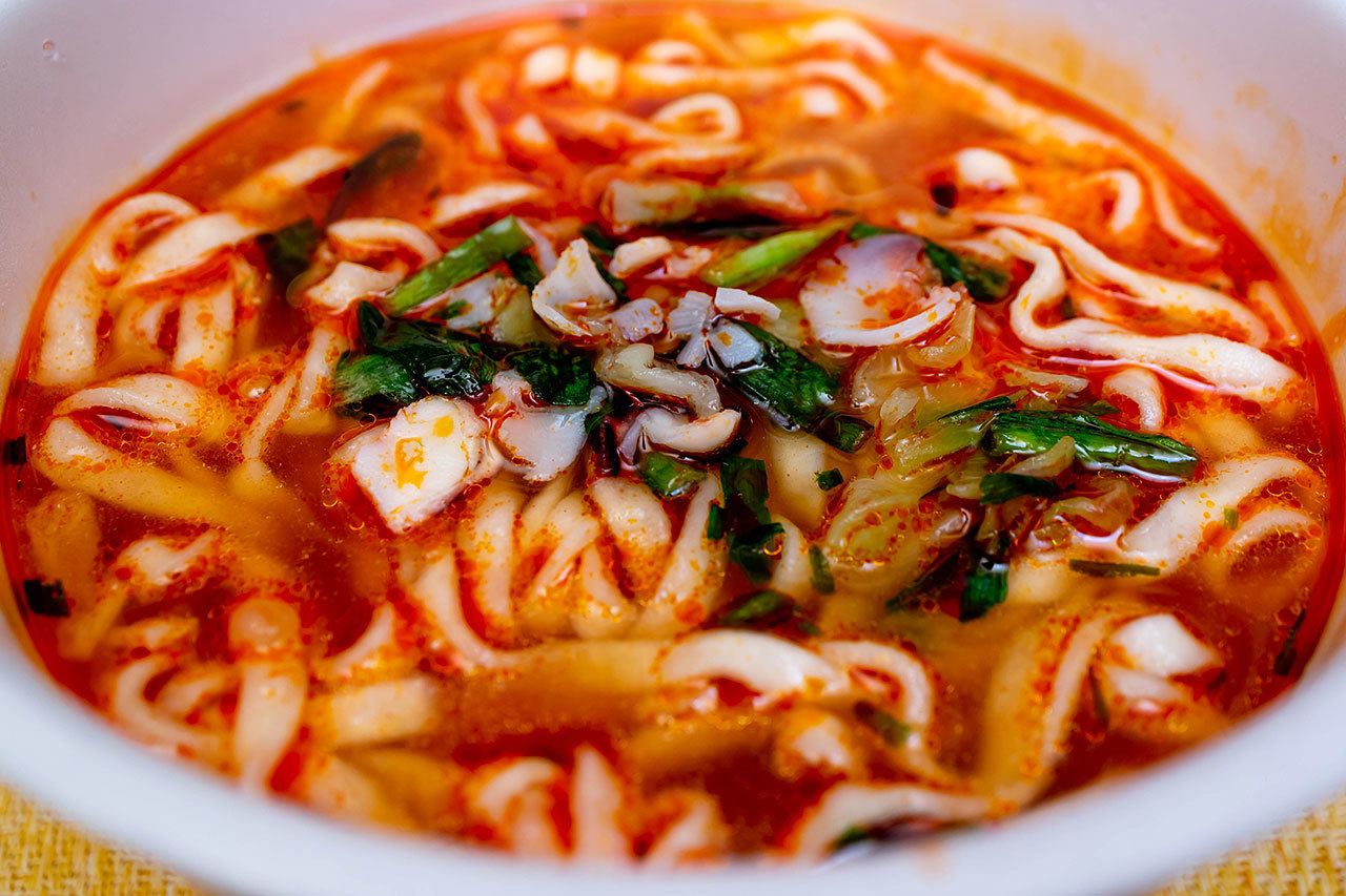 7 17発売 どん兵衛は「シーフードちゃんぽんうどん」・「夏はシーフード！」3商品揃い踏み！おじんの初心者