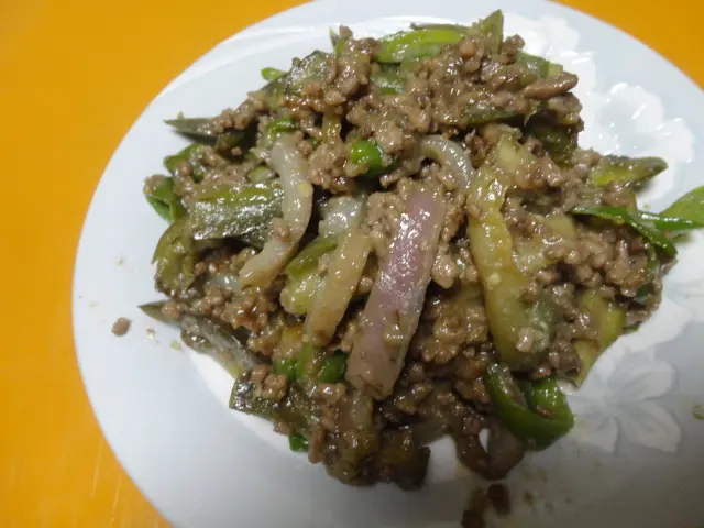 アケビの皮に甘いもの包んでもいいですか？野食ハンマープライス