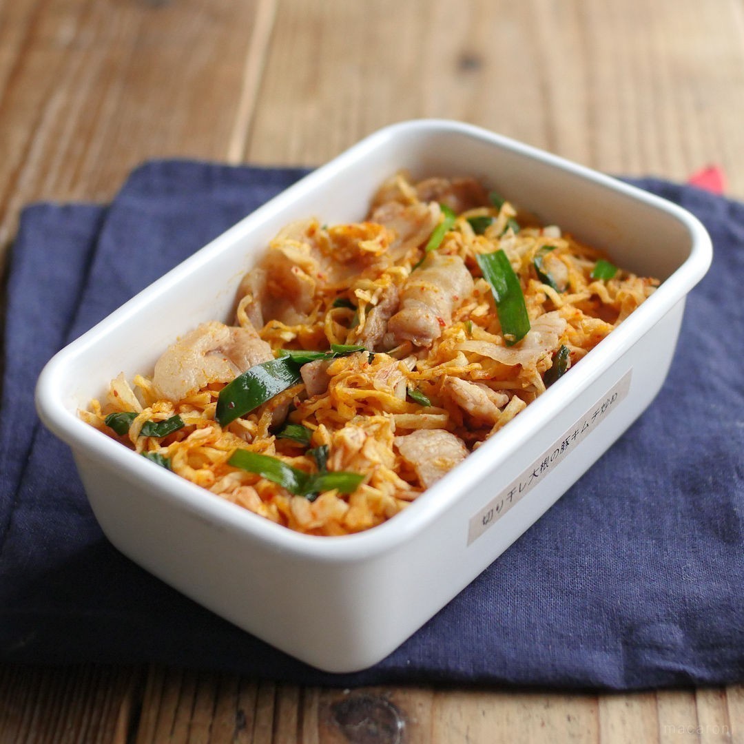 キムチだけで旨い炒め物キムチポックン - 韓国料理の人気レシピを簡単に!韓国家庭料理