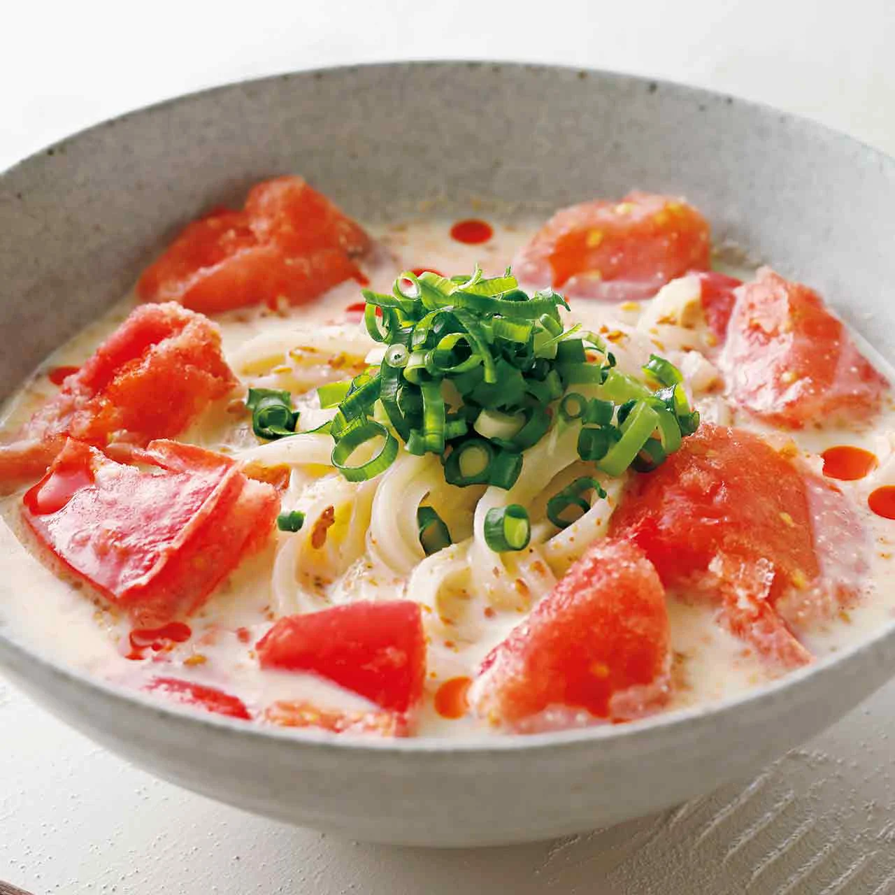 写真付レシピ 冷やしうどんは、つゆが命！ 白だしなどつゆの簡単な作り方をご紹介 - ハピキャンキャンプ・アウトドア情報メディア