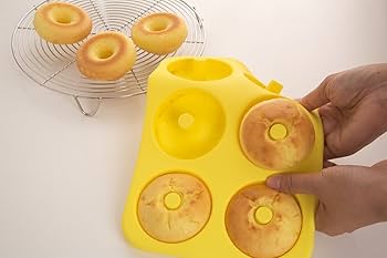 ヘルシー 100均のシリコン型で作る本格焼きドーナツ