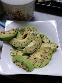 アボカド 黒い点 筋 かび - No: 3033957写真素材なら「写真AC」無料 フリー ダウンロードOK